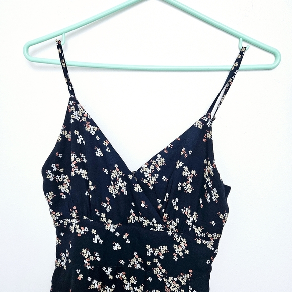 Abercrombie & Fitch Camille Midi Flowy Smocked Strap Dress Sz Small Floral - Picture 5 of 11